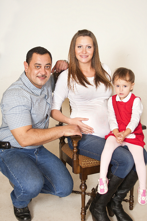 Наша семья:-)Фото с пузиком на память:-)