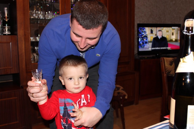 С Новым Годом девоньки!