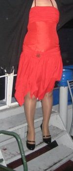 Отдам праздничное платье 46 р-р.