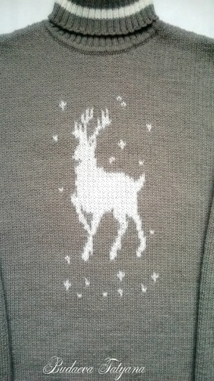 Свитер с оленем.