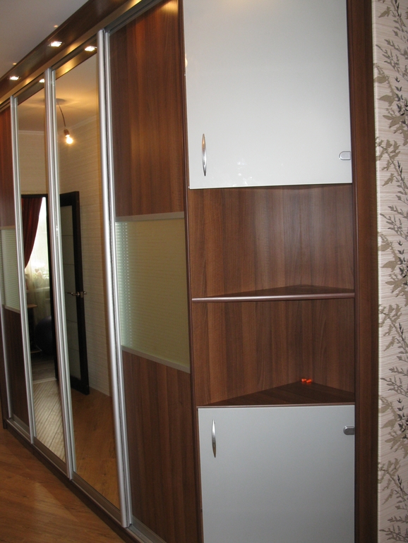 Кому Мебель????