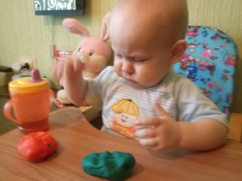 Наш ... можно сказать... первый пластилин