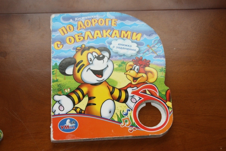 отдам книги взрослые и детские