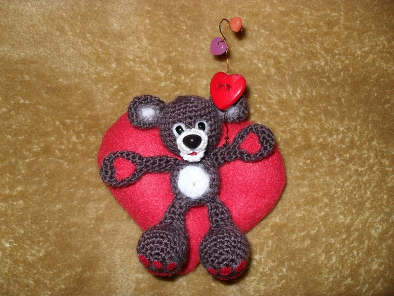 Мишутка с сердцем!