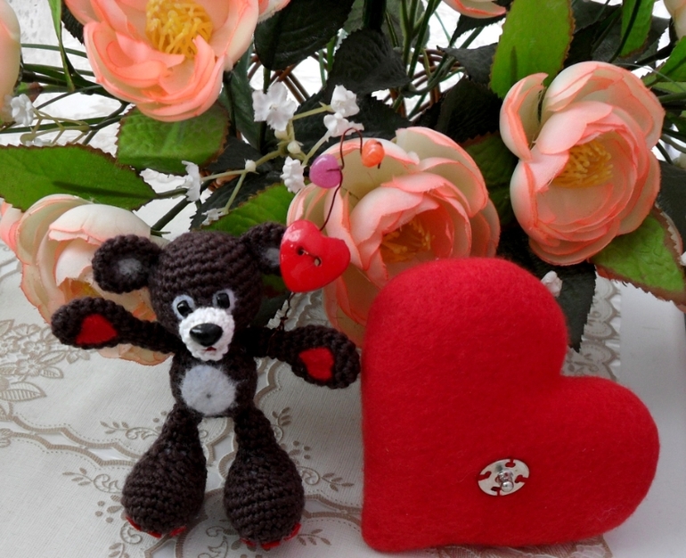 Мишутка с сердцем!