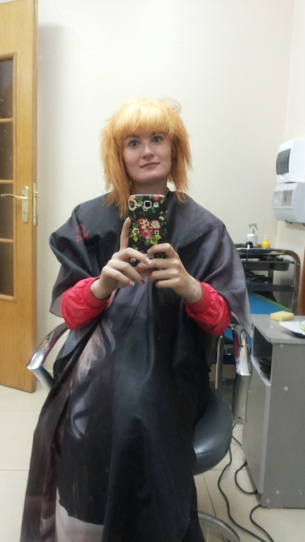 Шла в салон поправить стрижку и вот что вышло)))