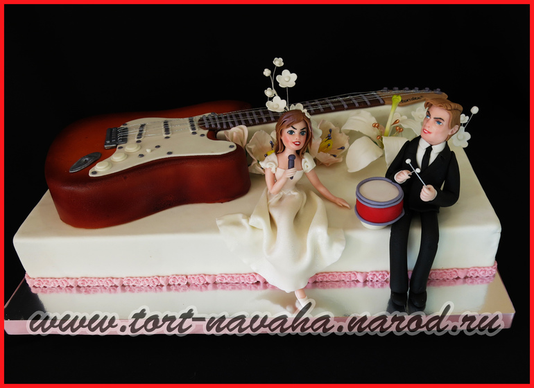 Торт свадебный с гитарой
