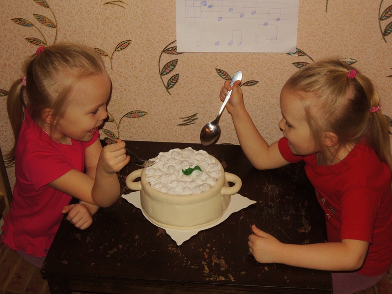 Получила высшую оценку своего торта.