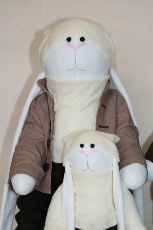 Зайчики, которые уже давно разъехались по семьям ))) Очень много фото )