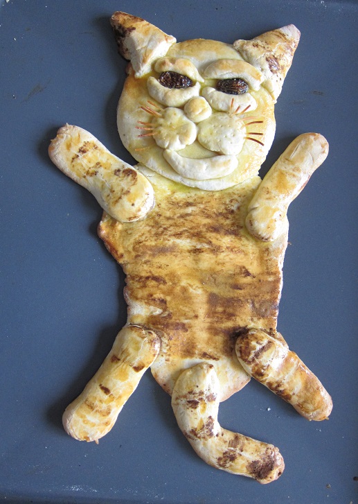 Сдобная Лиза. Печем кошку.