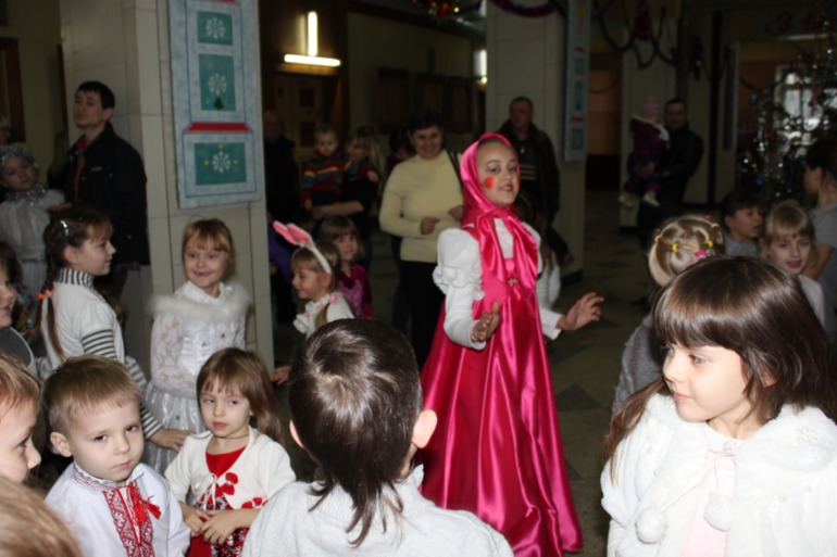 Новогодний утренник в Доме культуры