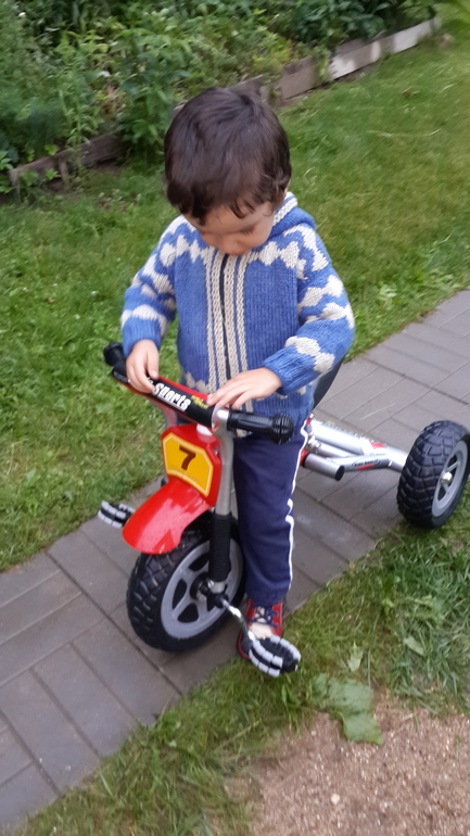 Наш велик! 1000р )))))