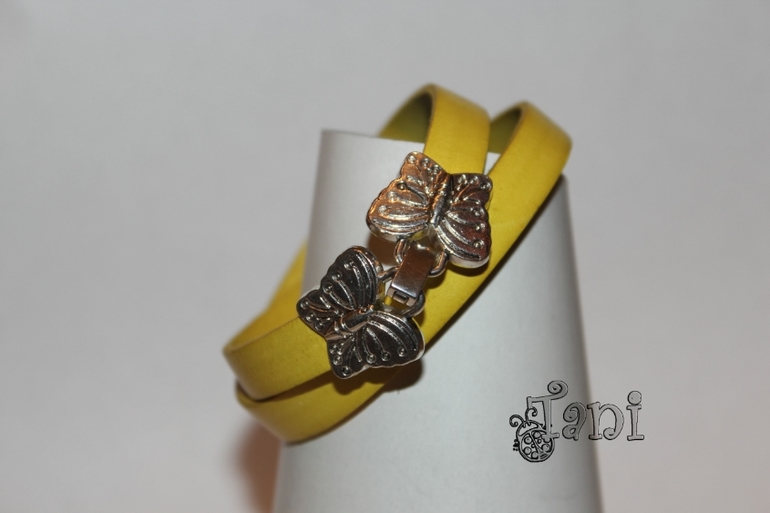 Браслетик "Желтая бабочка"