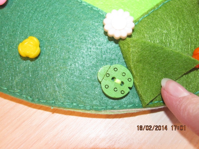 Часики из фетра