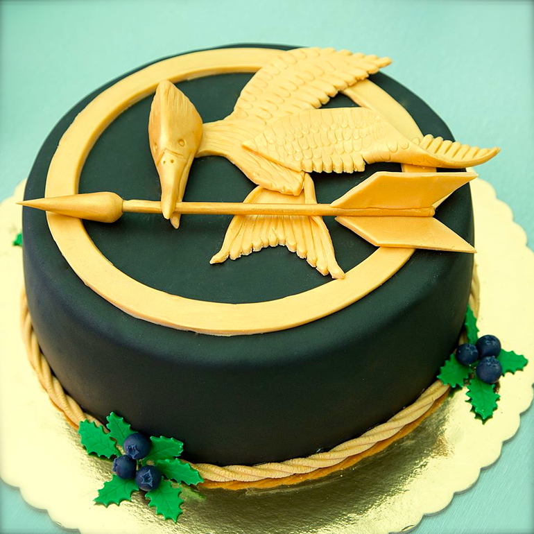 По мотивам Голодных игр " Сойка пересмешница"