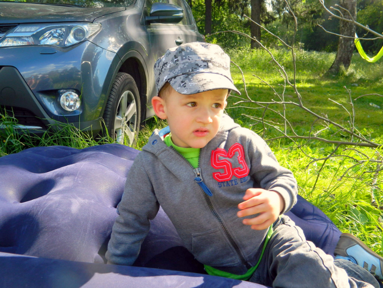 Первый "поход" всей семьей