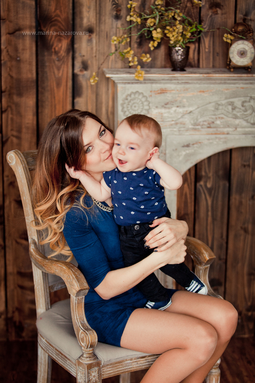 Семейная фотосессия в студии