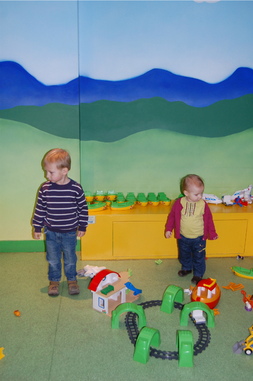 Один день в мире игрушек. Досуг во Франции.