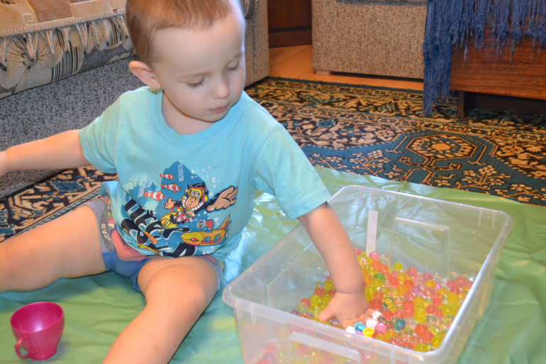 Наши развивающие занятия в 2 года