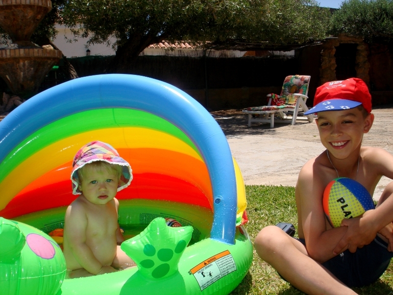 Испания. Майами Плая. Коста Дорада. Лето 2013 – Часть 1 – про дом, море, памперсы и еду;)