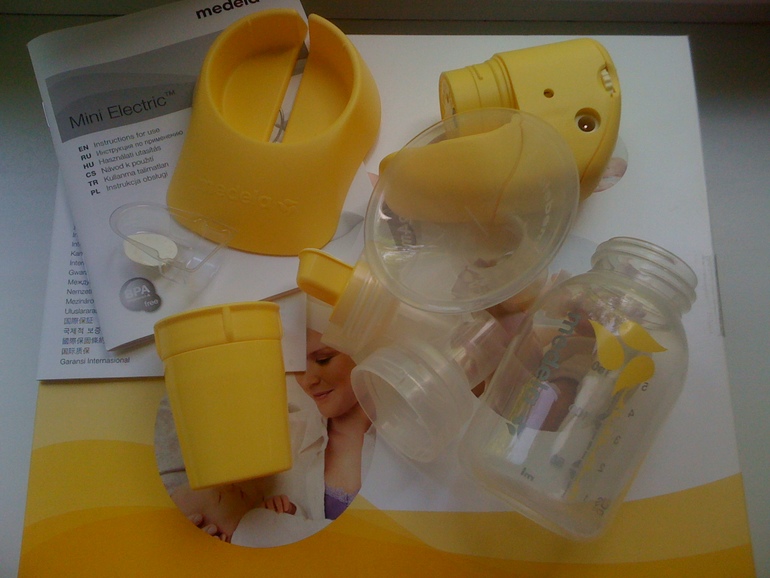 Молокоотсос Medela Mini Electric 3000 руб.