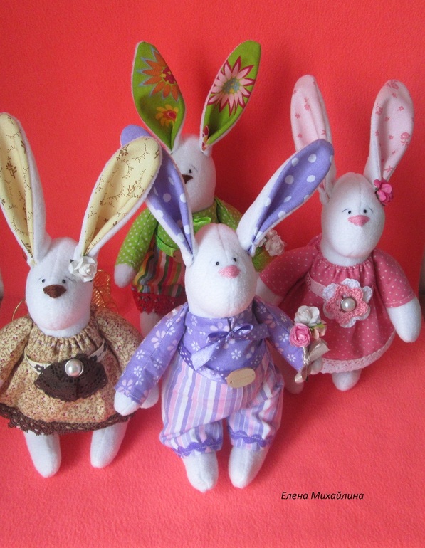 Я опять с зайками малышами.И слоник:)