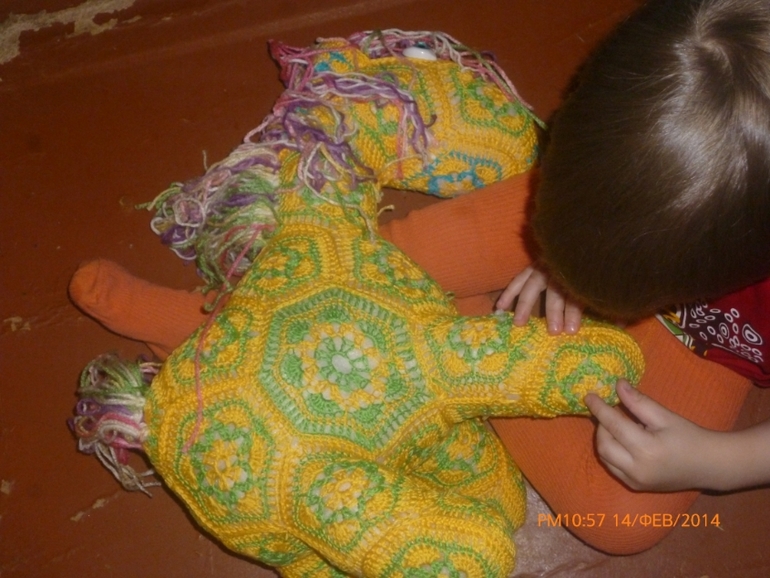 котик и лошадка