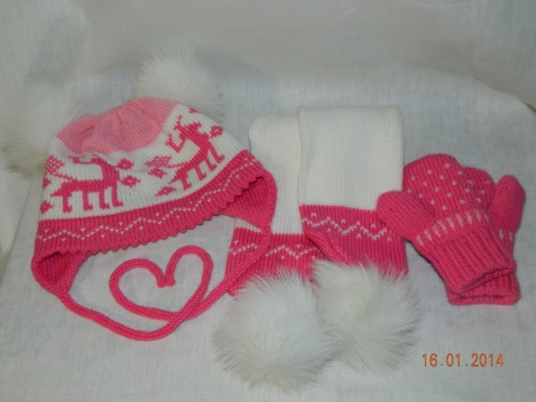 Розовые олени