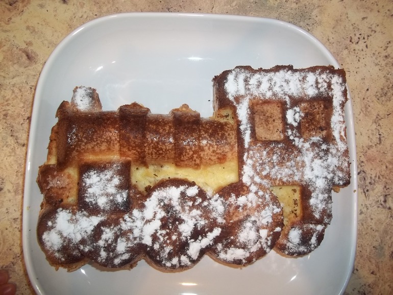 Шарлотка в силиконовой форме