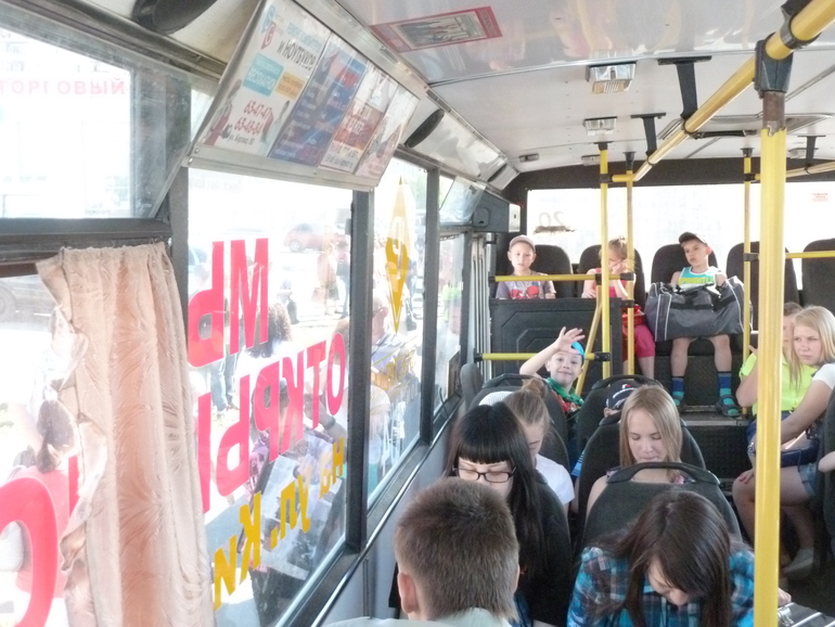 Мама, ты мне завидуешь, да?))