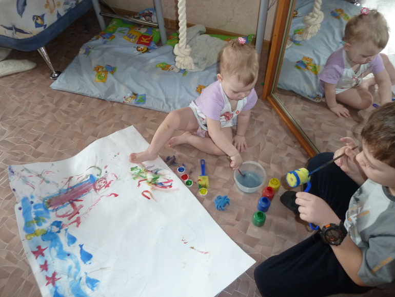 Старший брат)))