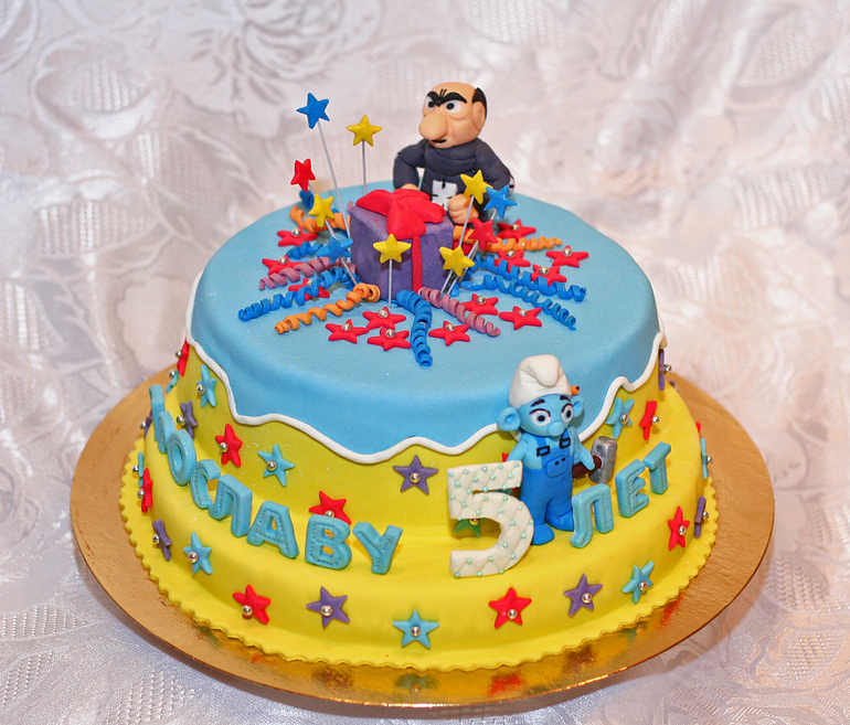 Торт с сюрпризом.