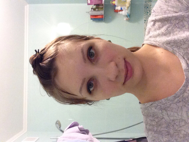 Как лучше с челкой или без?