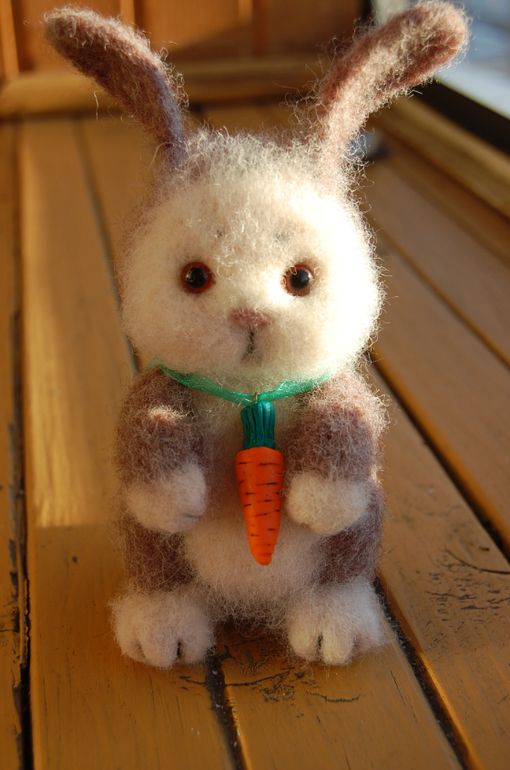 Маленький  зайчишка. )))