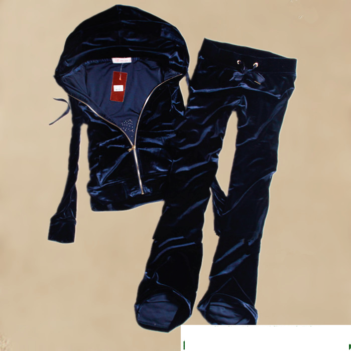 Красивые спортивные костюмы от 1500р!