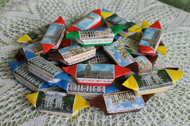 А мы тоже с подарками!!!