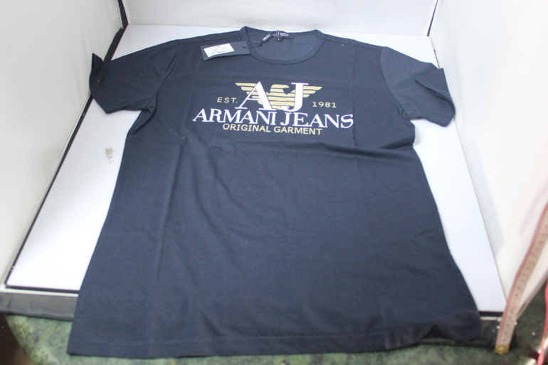 Немного живых фото летних маек БРЕНДЫ