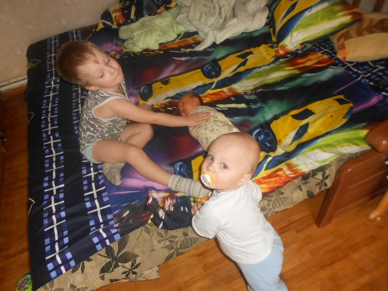 Артём и Полина вместе 6 месяцев!