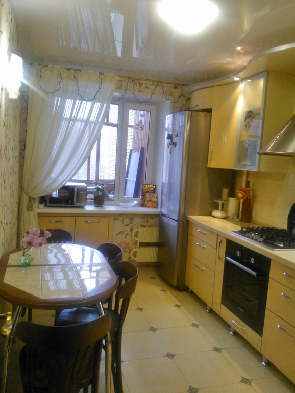 А как вам моя кухонька?