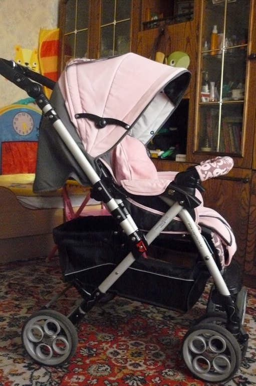 Продается коляска капелла (802)