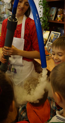 День книги в библиотеке Гладкова.