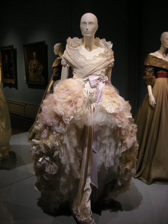 Выставка Юдашкина в Музее изобразительных искусств им.А.С.Пушкина