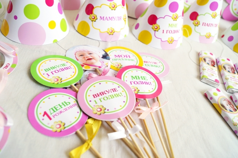 Яркий горошковый набор для девочки:)