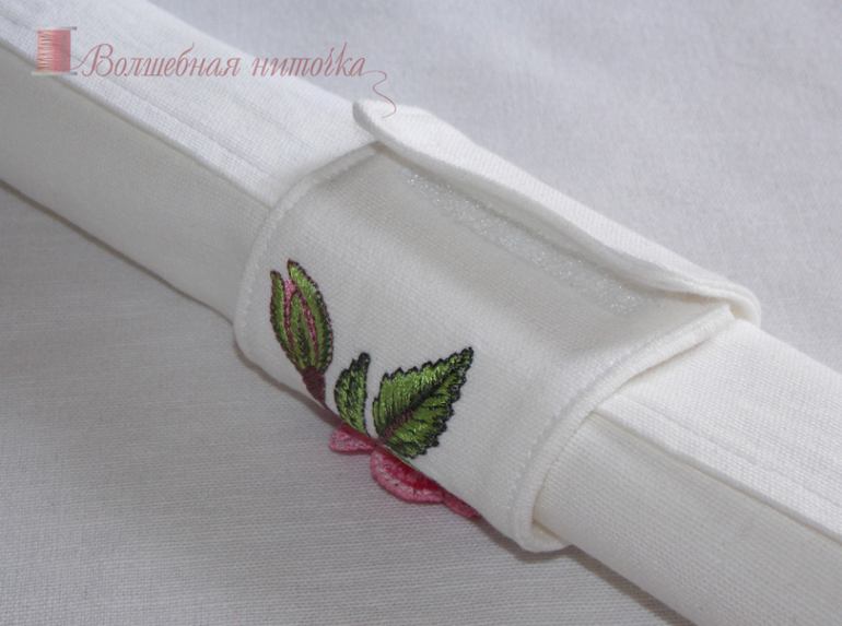 Скатерть с шиповниками!