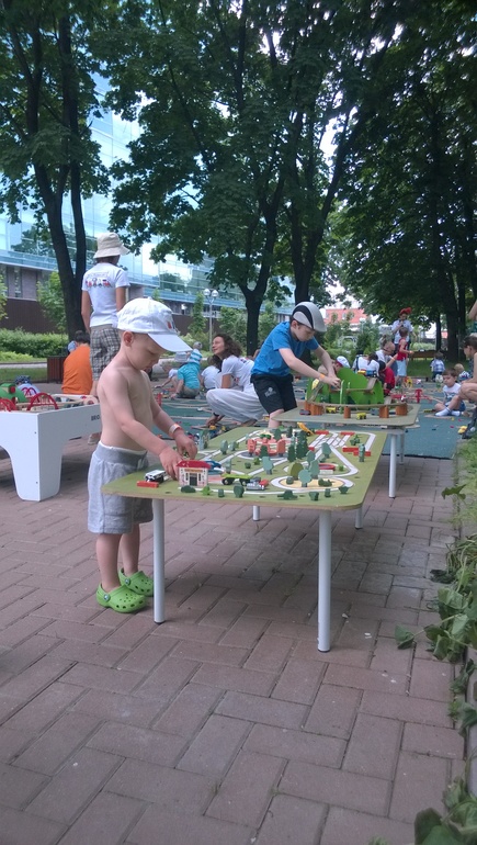 Паровозия в мае