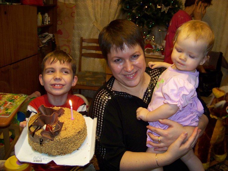 И нам уже годик