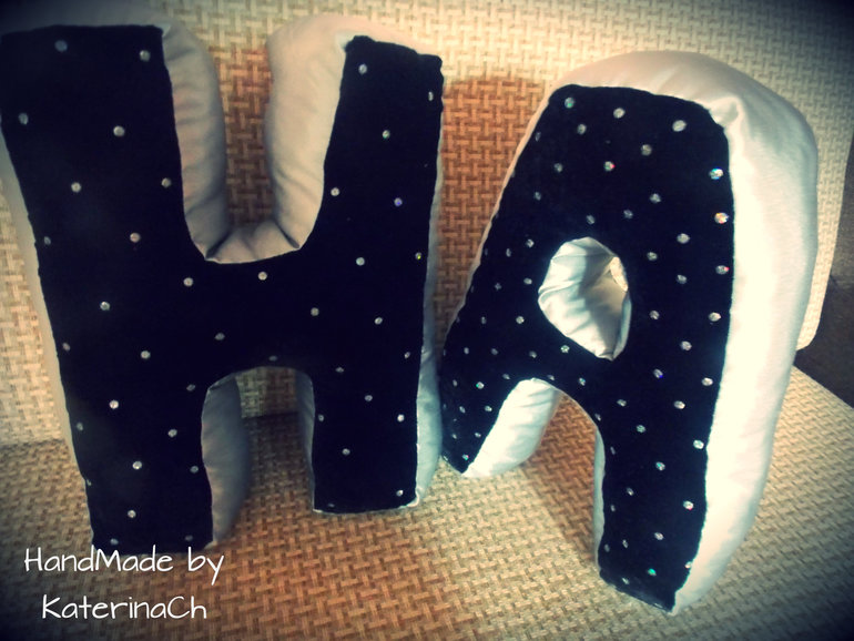 Интерьерные буквы - инициалы