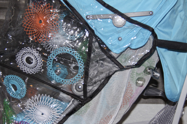 Maclaren Volo Silver Rotary Print 2014