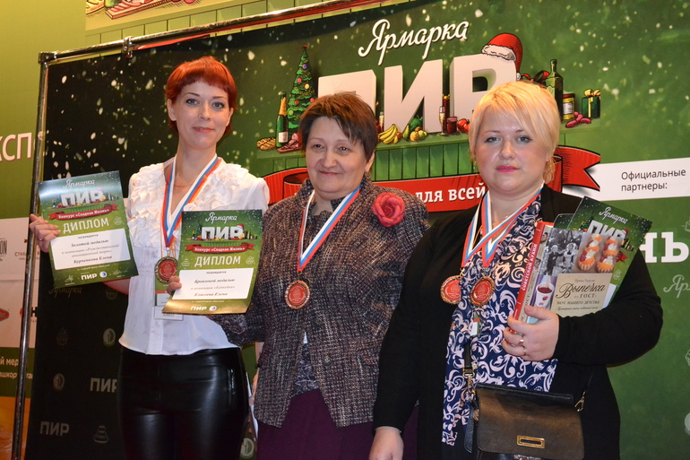 Ну Бронзовая медаль за капкейки Пир зима 2013