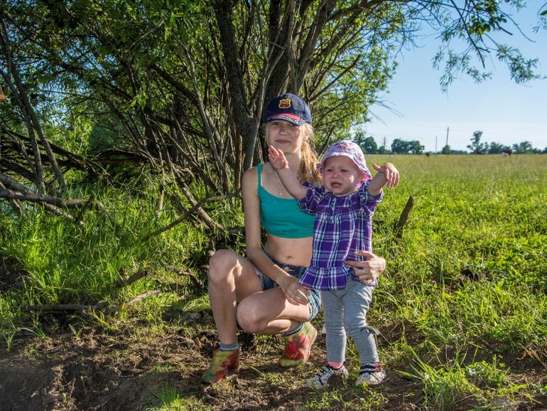А мы все в деревне...